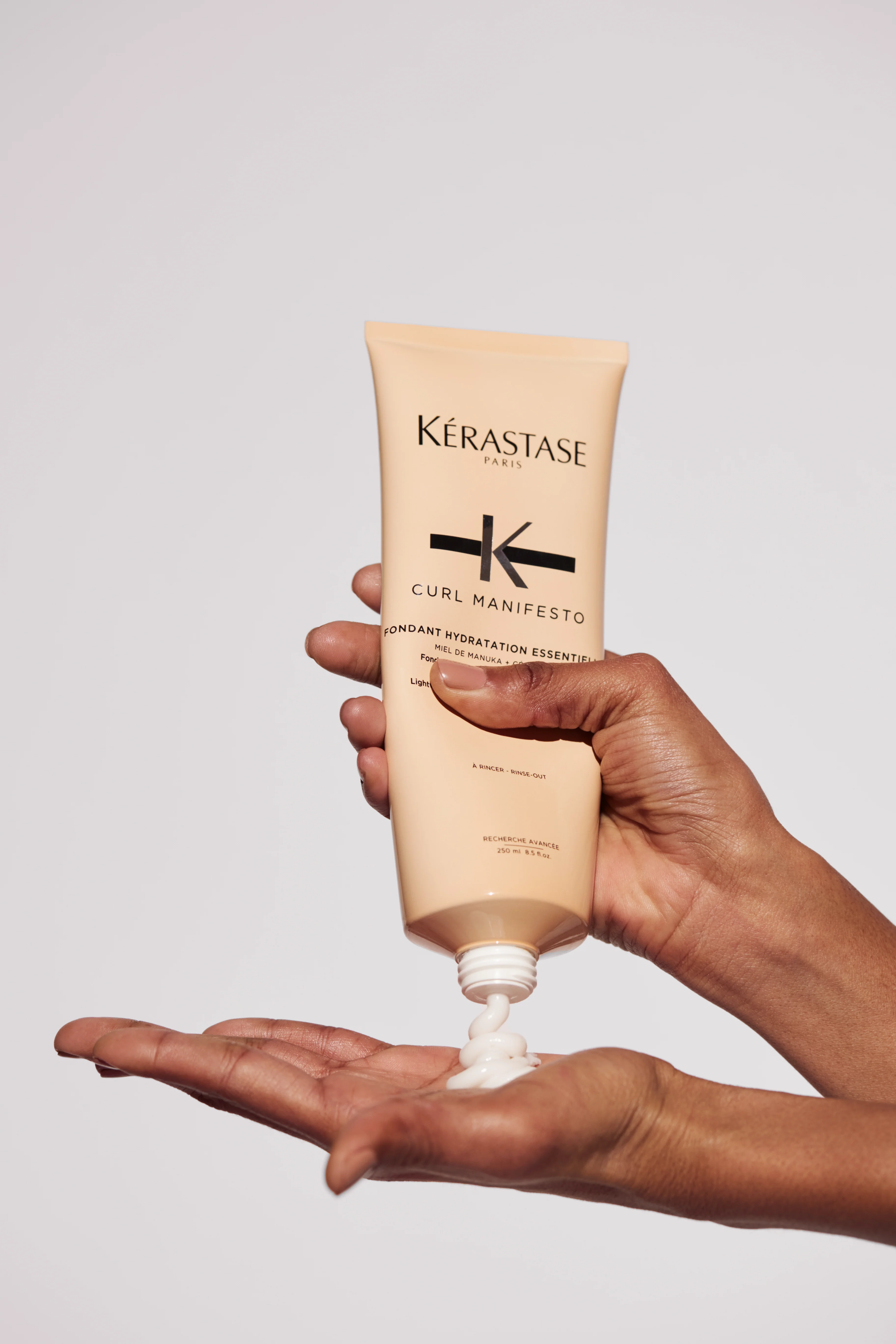 Kérastase Curl Manifesto Fondant Hydratation Essentielle - 250ml - Image 3